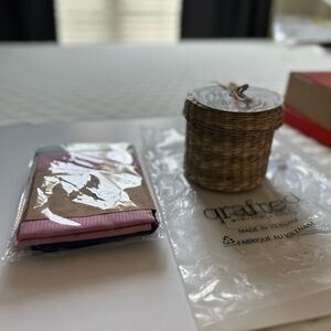 New 🎃in packaging seagrass basket and cloth gift wraps.